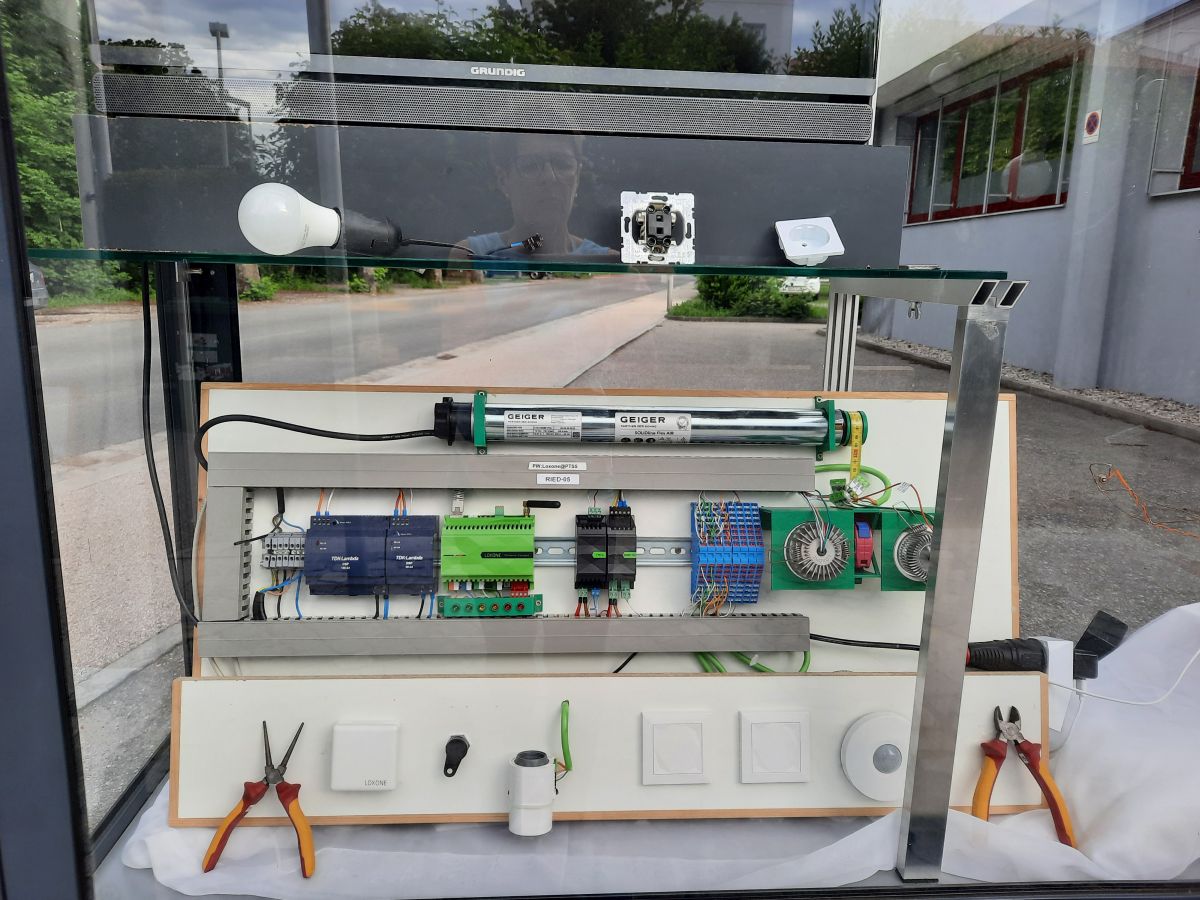 Schaufenster Elektro